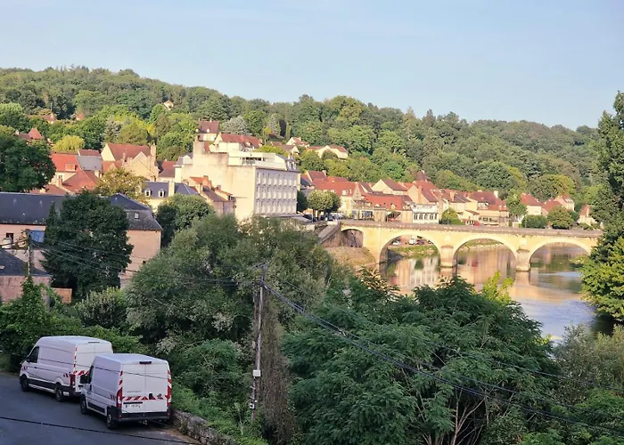 La Maison Rouge Du Belvedere Semesterbostad Le Bugue